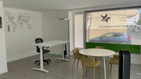 Bureau moderne avec vitrines - Neuchatel